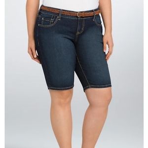 NWOT Torrid Bermuda Shorts
